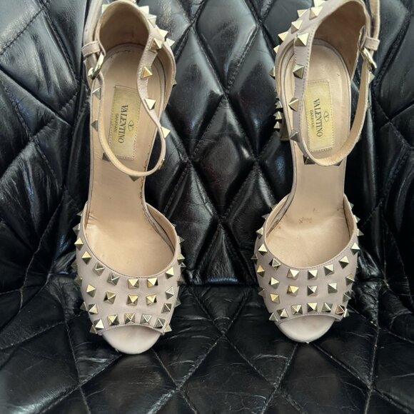 Valentino Beige/Pink Leather Rockstud Ankle Heels - Picture 2 of 5